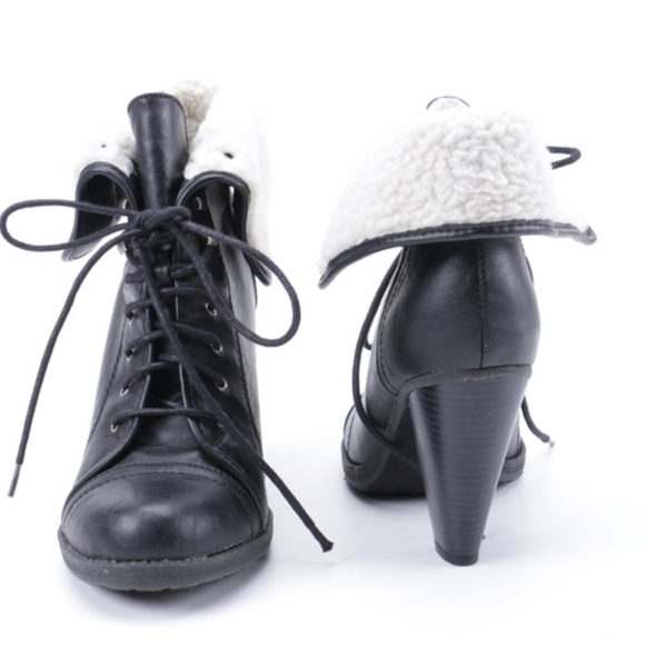 MIA Bellingham black faux leather high heel boots - Picture 5 of 7